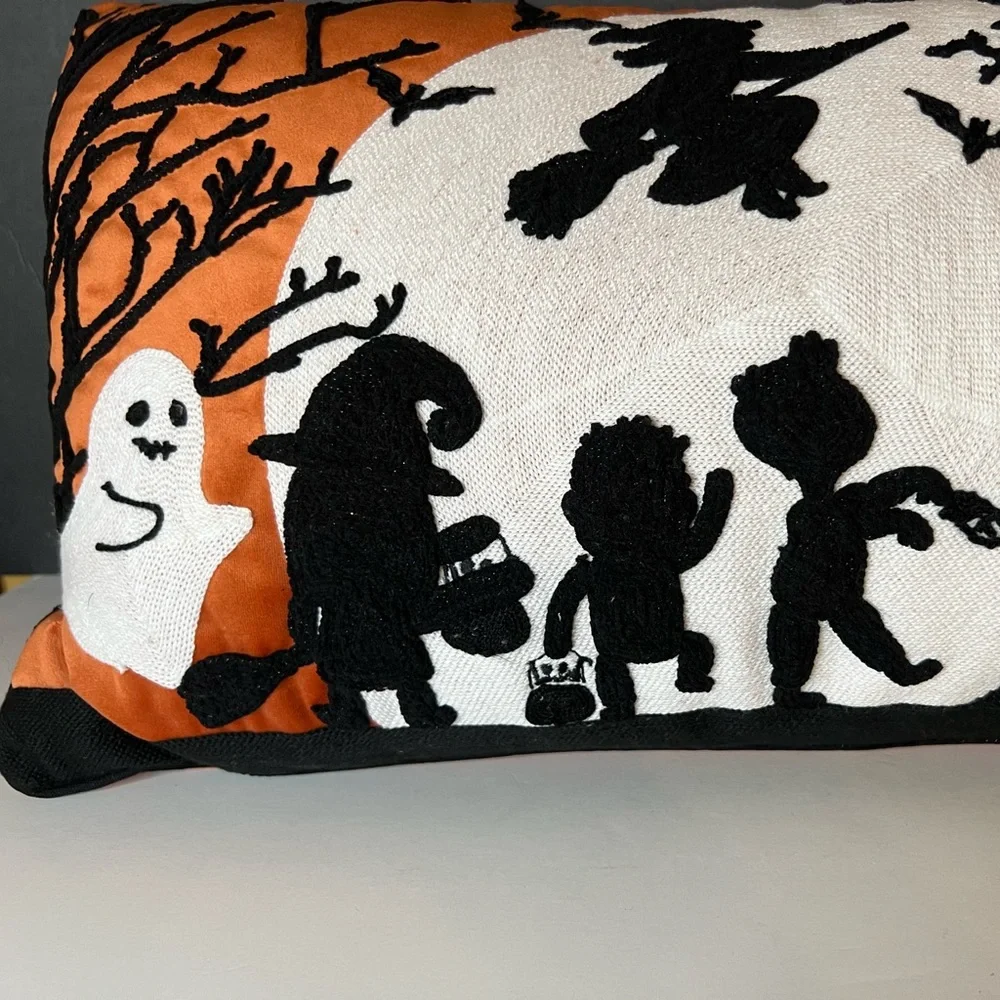 Halloween Trick O Treating Kids Large Pillow Cushion Haunted House Witch Ghost
